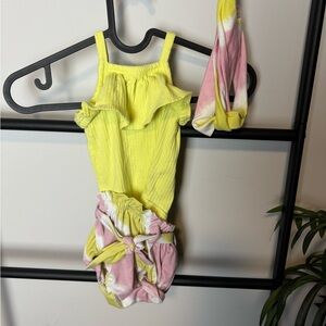 NWOT 3pc Jessica Simpson baby set